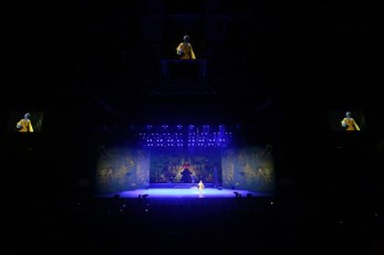 經(jīng)典舞劇《絲路花雨》舞動香江　慶祝香港回歸祖國19周年