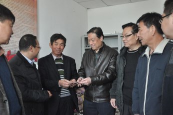 甘肅省隴劇院赴環(huán)縣開(kāi)展“大走訪(fǎng)，回頭看”工作