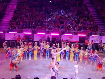 甘肅省雜技團(tuán)在新加坡圓滿(mǎn)完成后期演出凱旋而歸