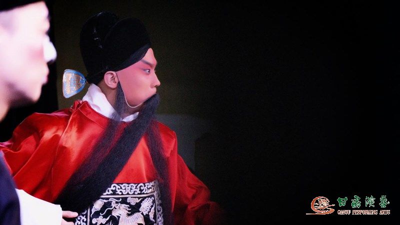 甘肅演藝集團敦煌藝術團京劇折子戲《八大錘》《捧印》《審潘洪》如約和觀眾見面