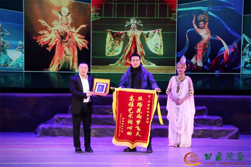 202112231640246318123445.jpg 640.webp (13).jpg