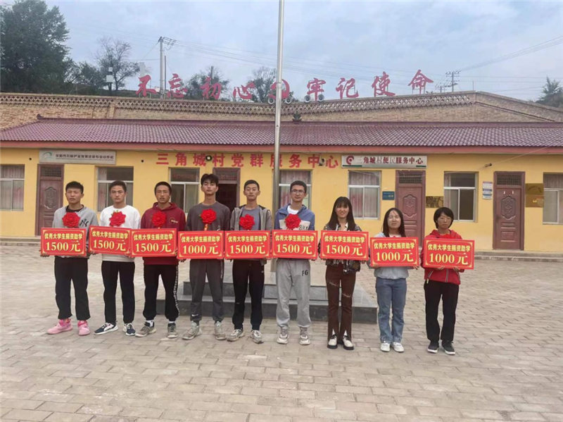 202209091662687908750818.jpg 04.jpg