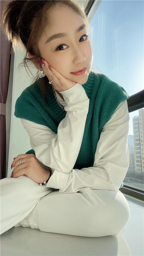 202210081665199073635235.jpg 陳璐1.jpg