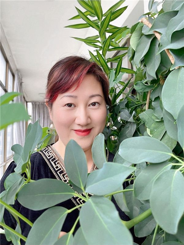 202210081665199701115153.jpg 劉花.jpg