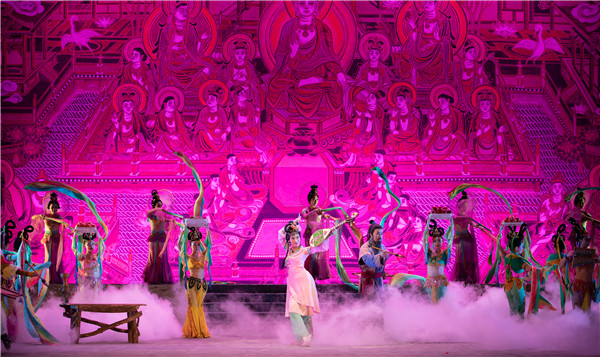 202210081665202908432168.jpg 2021年5月8日《絲路花雨》青春版蘭州音樂廳演出劇照46.jpg