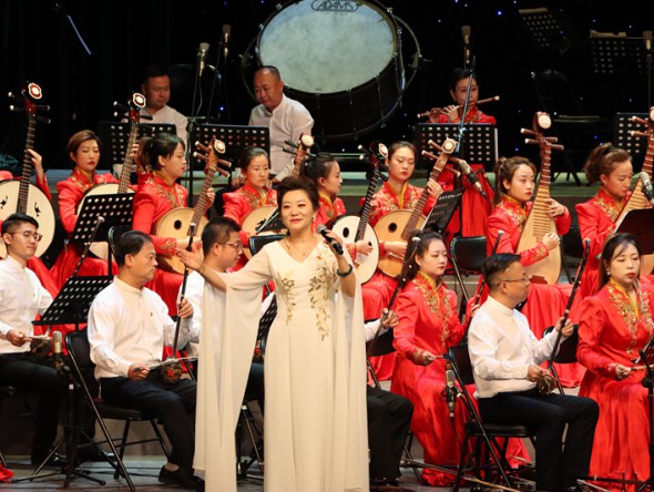 矢志不渝跟黨走 踔厲奮發(fā)新征程 甘肅演藝集團黨委隆重舉辦慶“七一”《永遠跟黨走》民族音樂會開展黨建專題活動