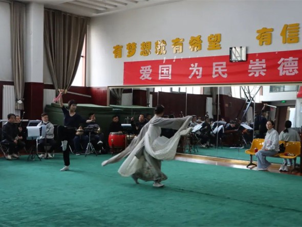 三抓三促行動進行時丨甘肅秦腔藝術(shù)劇院紅梅大賽備戰(zhàn)中